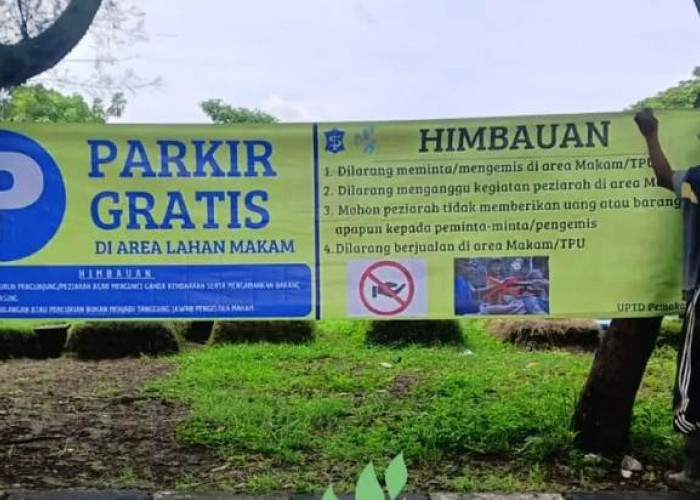 DLH Surabaya Tegaskan Parkir Area Makam Gratis, Warga Diminta Tolak Pungli