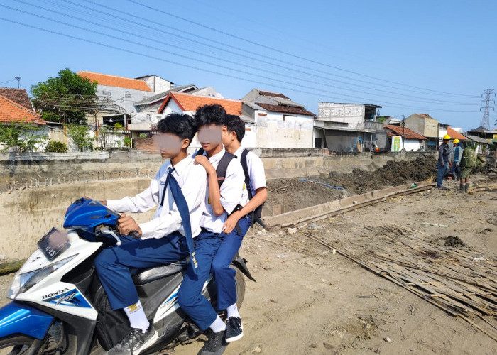 Pengamanan Proyek Pelebaran Saluran Disorot, DPRD Surabaya Desak Pemkot Blacklist Kontraktor Bandel