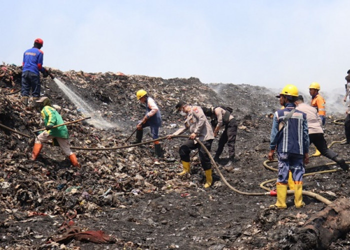 Puntung Rokok Diduga Picu Kebakaran TPA Supit Urang Malang, Satu Orang Tersangka