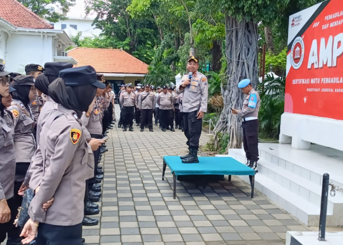 Kawal Aksi Aliansi Masyarakat Tambak Wedi di PN Surabaya, Polsek Sawahan Kerahkan 206 Personel Gabungan