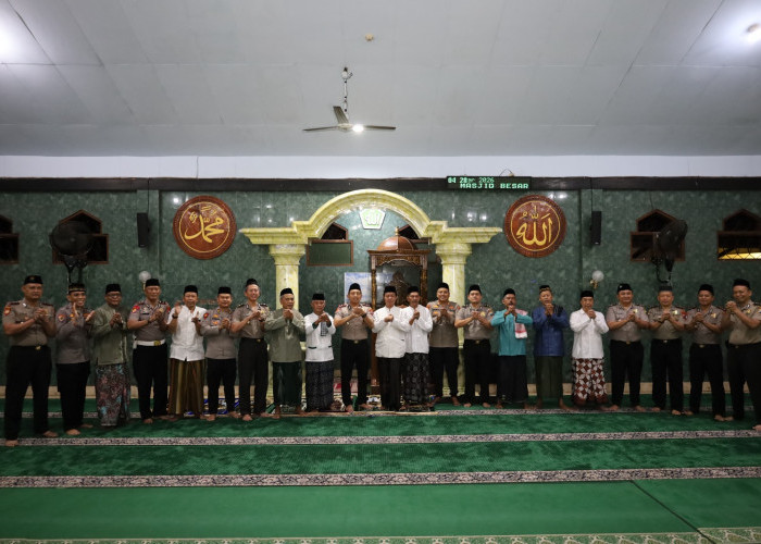 Subuh Keliling di Masjid Baitulrohman, Polres Tulungagung Pererat Silaturahmi dan Ajak Warga Jaga Kamtibmas