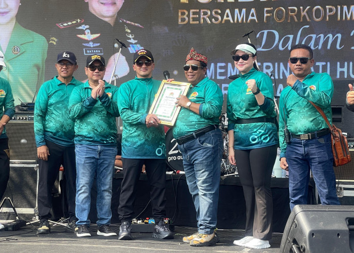 Ribuan Peserta Funbike Semarakkan HUT Ke-80 Persit di Mojokerto