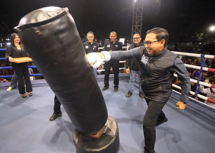 Tinju Outdoor Perdana Wali Kota Cup 2026 Dibuka, Pemkot Madiun Bidik Sport Tourism
