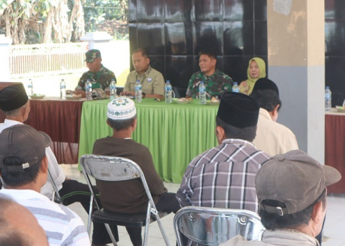 Kasdim 0821 Lumajang Sosialisasikan Pembangunan Brigif TP kepada Pesanggem Desa Salak