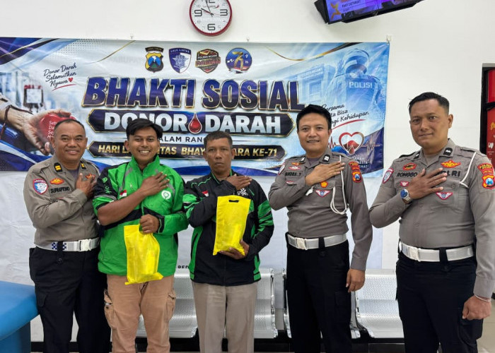 Peringati HUT Lalu Lintas Bhayangkara ke-71, Satlantas Polres Ngawi Gelar Donor Darah