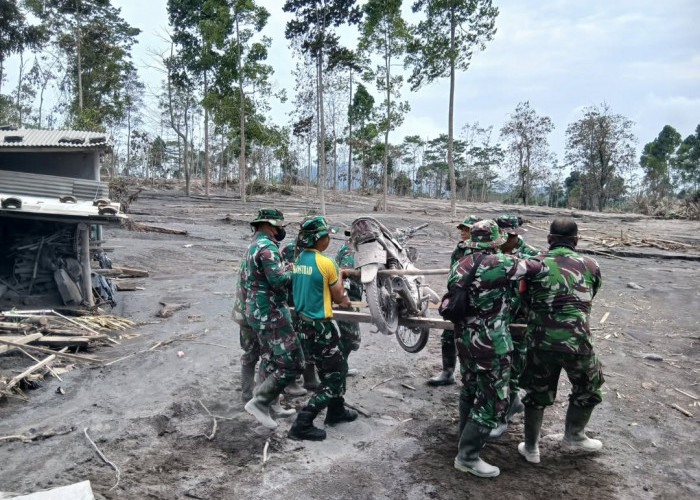 Kostrad Siagakan 300 Prajurit Antisipasi Erupsi, Brigif 9 Jadi Dansatgas di Empat Kabupaten