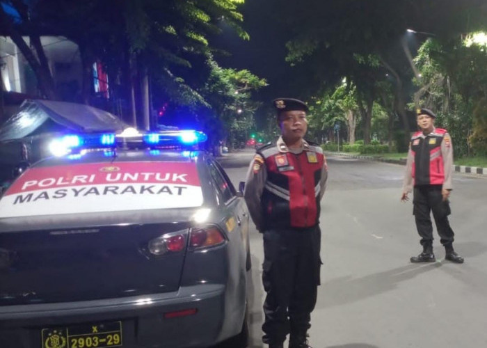 Polsek Sawahan Intensifkan Patroli Blue Light Cegah Kriminalitas