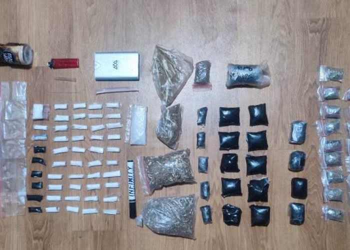 Polresta Sidoarjo Ungkap Peredaran Sabu dan Ganja, Tiga Tersangka Dikerangkeng