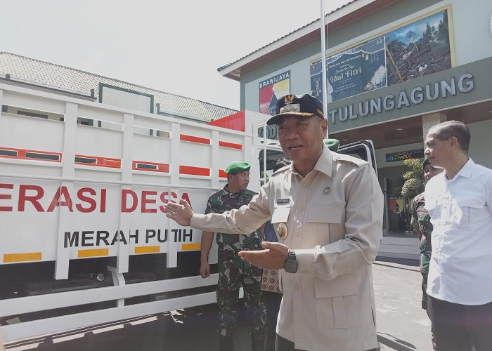 Pemkab Tulungagung Salurkan 8 Truk Fuso untuk Dorong Ekonomi Koperasi Desa