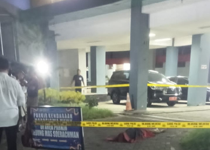 Mahasiswa Unej Ditemukan Tewas Misterius di Depan Gedung, Diduga Bunuh Diri Loncat dari Lantai 8