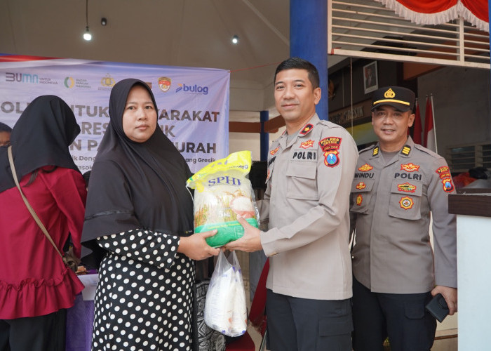 Peduli Masyarakat, Polres Gresik Gelar Gerakan Pangan Murah