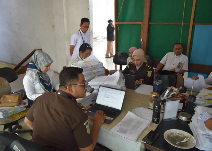 Stan Banyak Disewakan Tanpa Perjanjian, PD Pasar Surya Diduga Rugi  hingga Miliaran Rupiah