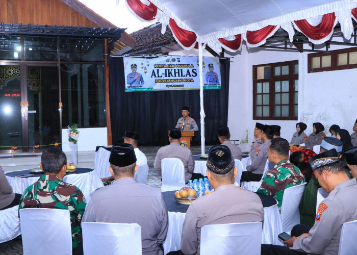 Kapolres Ngawi Resmikan Mushola Al Ikhlas Polsek Ngawi Kota