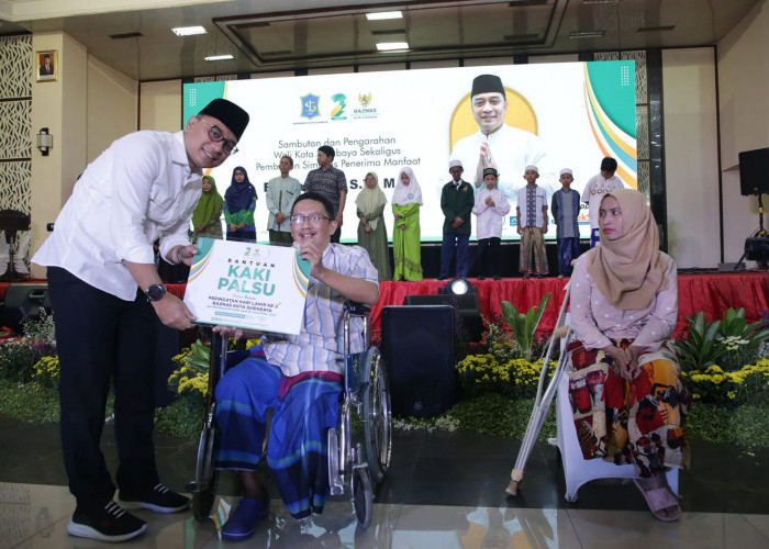 Di HUT Ke-2 Tahun, Wali Kota Eri Cahyadi Dukung Baznas Surabaya Bantu Biaya Pendidikan Pondok Pesantren