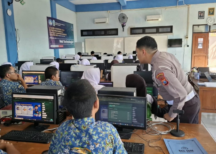 Polres Pasuruan Ajarkan Materi Artificial Intelligence kepada Pelajar SMKN 1 Bangil