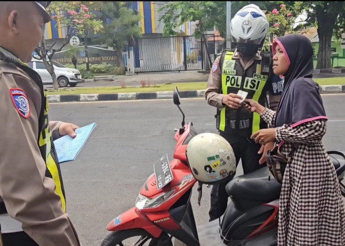 Hari Pertama Operasi Patuh, Puluhan Pelanggar Terjaring Razia di Sidoarjo, Tilang Manual Diberlakukan