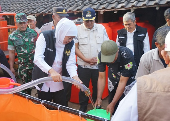 Bakorwil Malang Dampingi Gubernur Khofifah Tinjau Dampak Kekeringan di Blitar