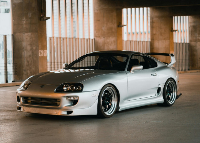 Toyota Supra A80, Ikon JDM yang Tak Pernah Padam