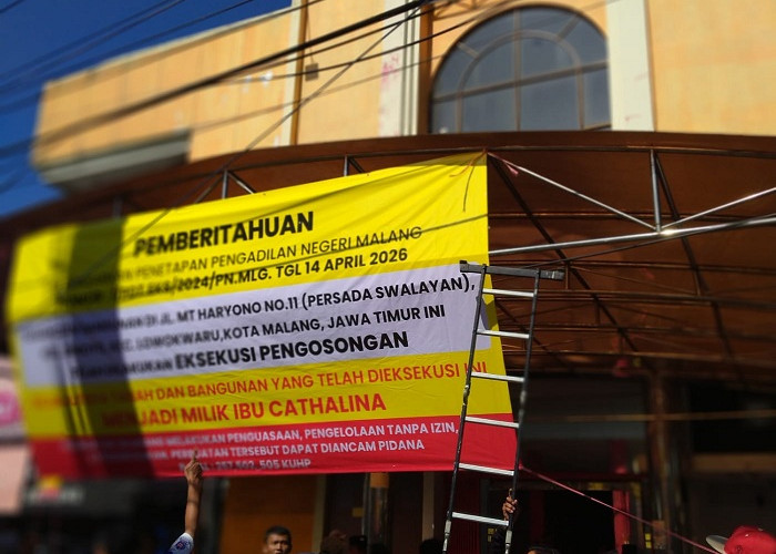 Gedung Swalayan di Dinoyo Resmi Milik Chatalina Usai Eksekusi PN Malang