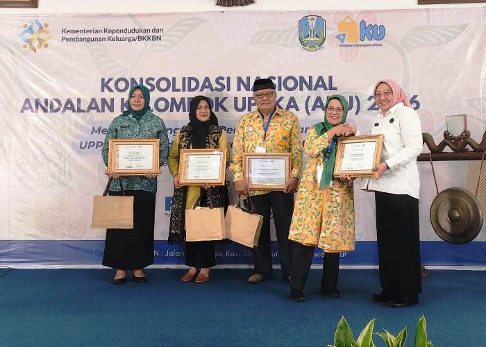 Kemendukbangga Perkuat UMKM Keluarga Lewat Konsolidasi Nasional AKU 2026 di Surabaya