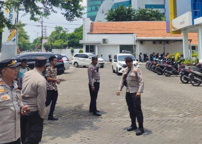 Patroli Polsek Gayungan Berikan Rasa Aman dan Nyaman Nasabah ATM 