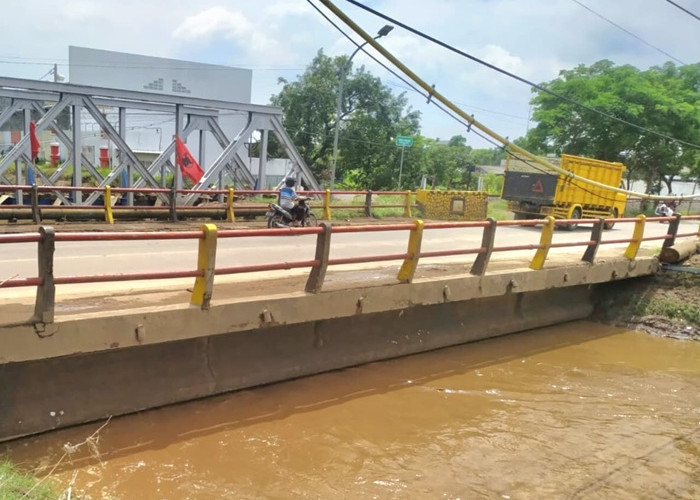 Jembatan Buk Wedi Direhab, Jalur Pantura Kota Pasuruan Ditutup Total