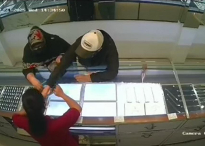 Sindikat WNA Pencuri Emas Digulung, Resmob Polrestabes Surabaya Bekuk Para Pelaku di Hotel Jakarta