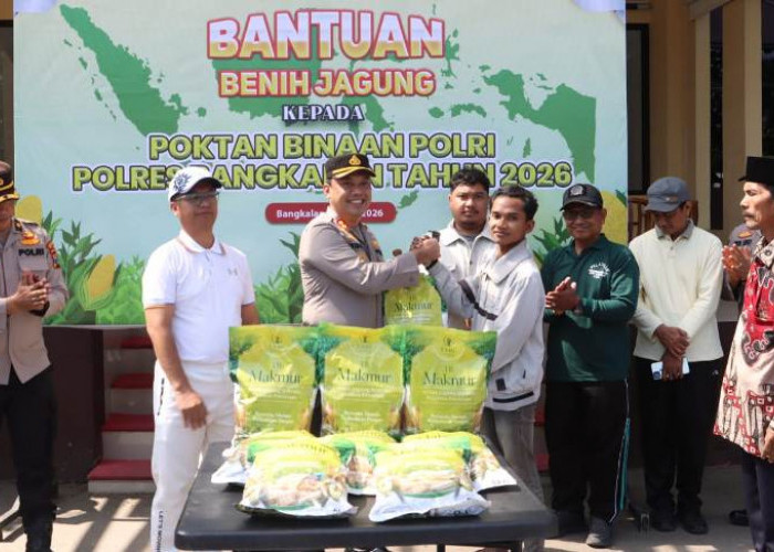 Disebar ke Lini Pedesaan, Polres Bangkalan Gerojok 6 Poktan Binaan dengan Benih Jagung Hibrida