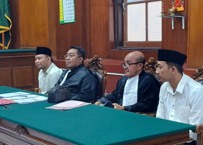 Kuasai Hampir 3 Kilogram Sabu, Kurir Abdur Rohman dan Nanang Fausi Diadili di PN Surabaya