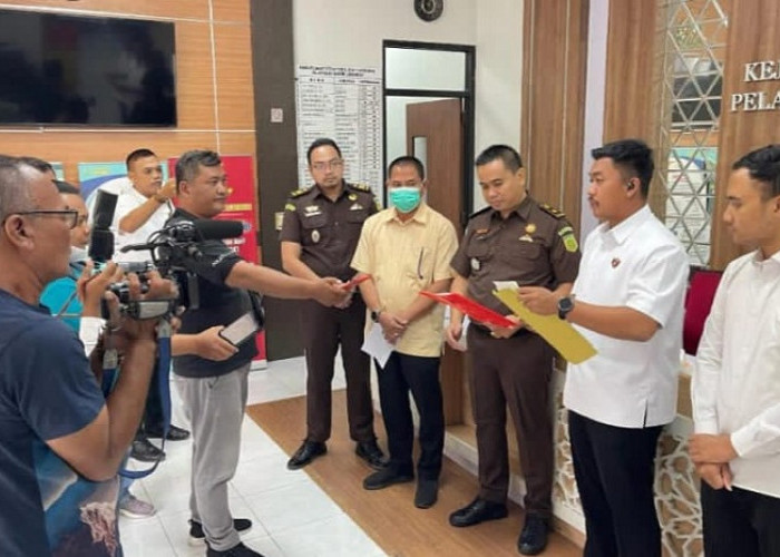 Polres Lamongan Limpahkan Berkas Kasus Korupsi Kades Sidomukti ke Kejari