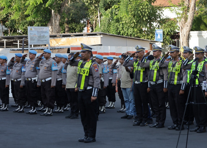 Cegah Pungli, Propam Awasi Tilang Manual di Surabaya