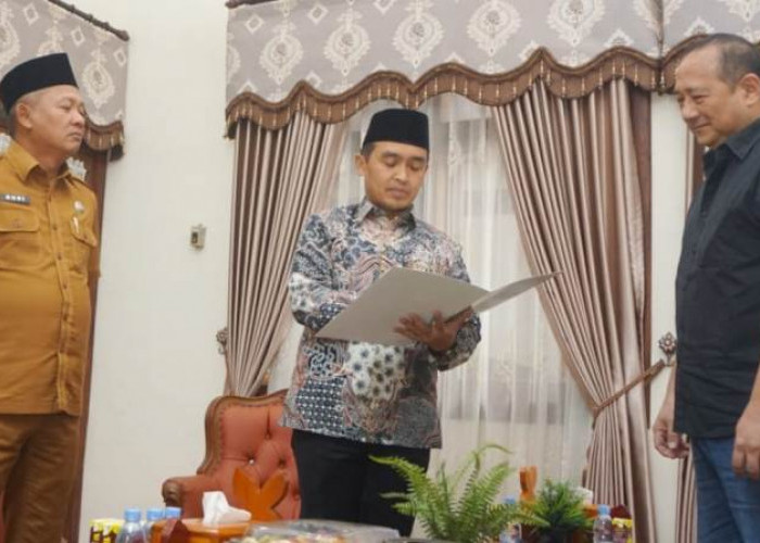 Wali Kota Pasuruan Terima PSU Perumahan Tiara Candi 5