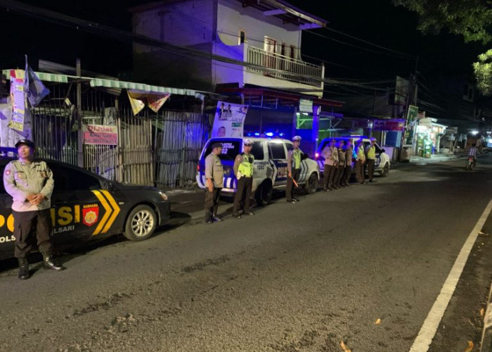 Patroli Blue Light Gabungan Rayon 2 Amankan Malam di Surabaya