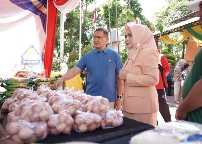 Wujudkan Ramadan Berdampak, DWP Dindik Jatim Gelar Pasar Murah dan Bazar UMKM