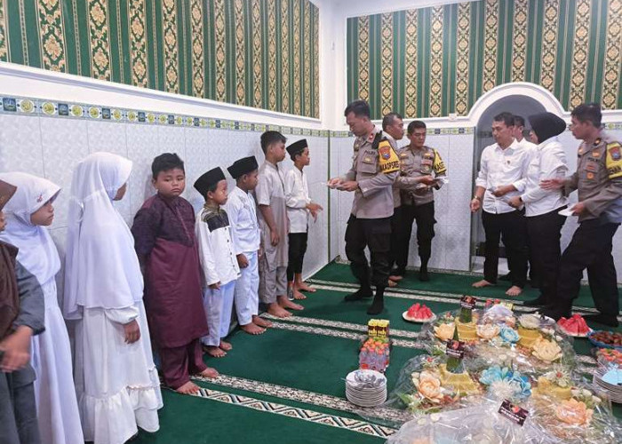 50 Anak Yatim Terima Santunan dalam Peringatan HUT Ke-77 Reserse Polres Lumajang