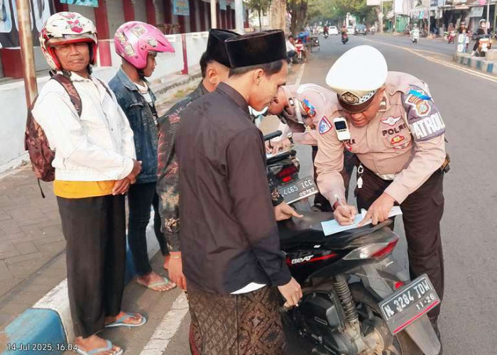 Hampir 2.000 Pelanggar Terjaring Operasi Patuh Semeru 2025 di Pasuruan, Didominasi Pengendara Motor   