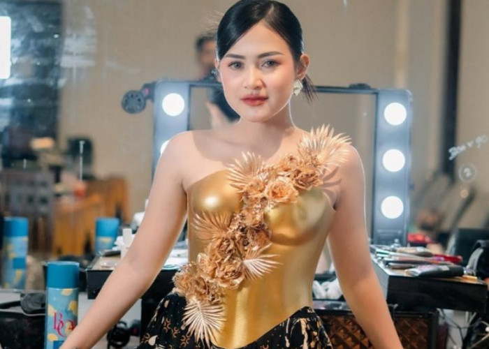Konsisten Berkarya, Sasya Arkhisna Kian Mantap Kuasai Skena Musik Pop Jawa