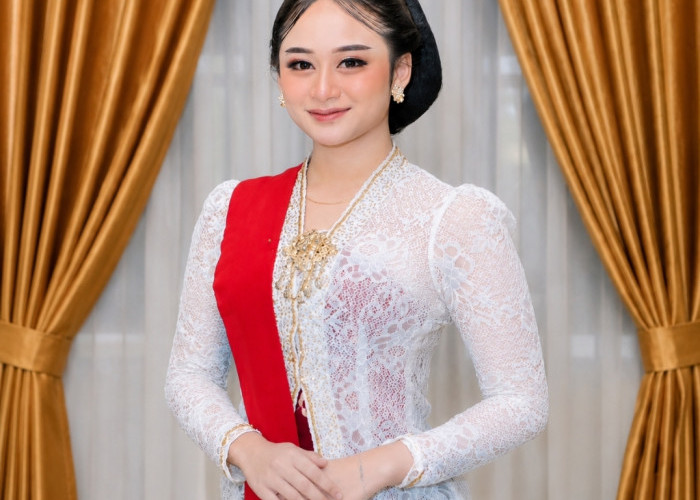 Penyanyi Campursari Evita Wharma Makin Bersinar di Panggung Musik Jawa