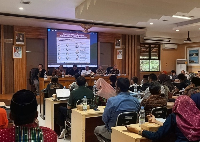 Bapemperda DPRD Lamongan Gelar Hearing 4 Raperda Inisiatif Tahun 2026, Libatkan OPD hingga LSM
