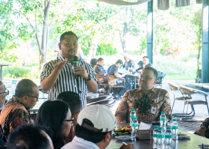 Pemkab Gresik Terima Kunjungan Kemenlu, Bupati Yani Beber Pengembangan Investasi