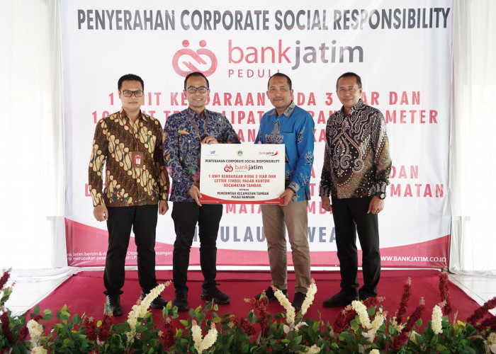 Tingkatkan Ekonomi Masyarakat, Bank Jatim Salurkan CSR ke Pulau Bawean