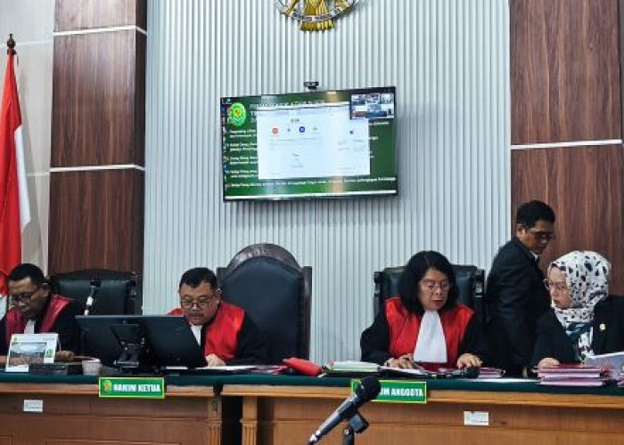 Main Judi Online di Depan Indomaret, Pria Surabaya Divonis 1 Tahun Penjara