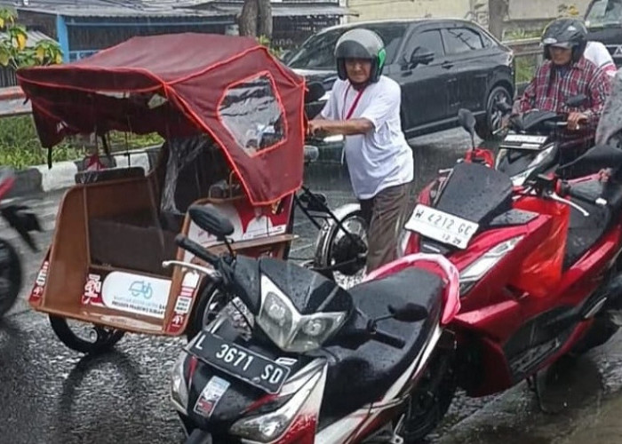 Baru Diterima, Becak Listrik Bantuan Presiden Mati di Jalan Banyuurip Surabaya