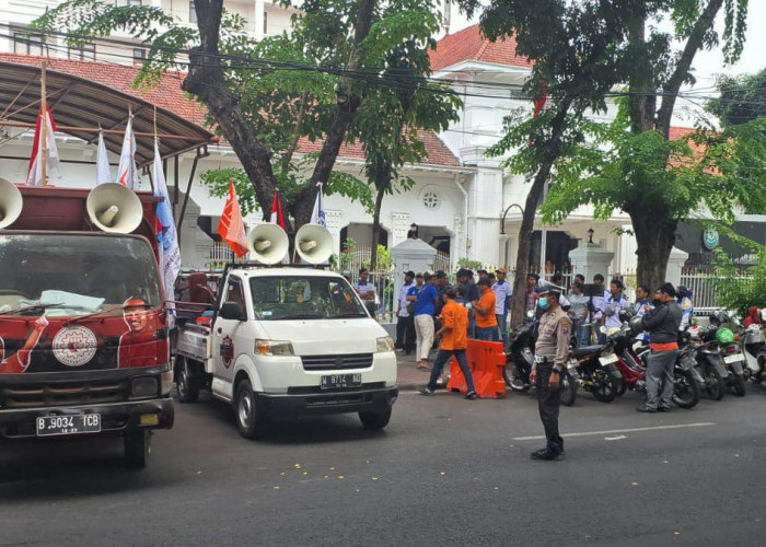 Polsek Sawahan Gelar Kesiapan Pengamanan Unjuk Rasa DPW FSPMI di Pengadilan Negeri Surabaya