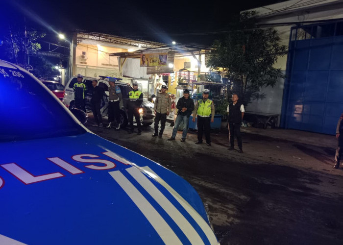 Antisipasi Perang Sarung, Polres Pelabuhan Tanjung Perak Intensifkan Patroli Jelang Sahur