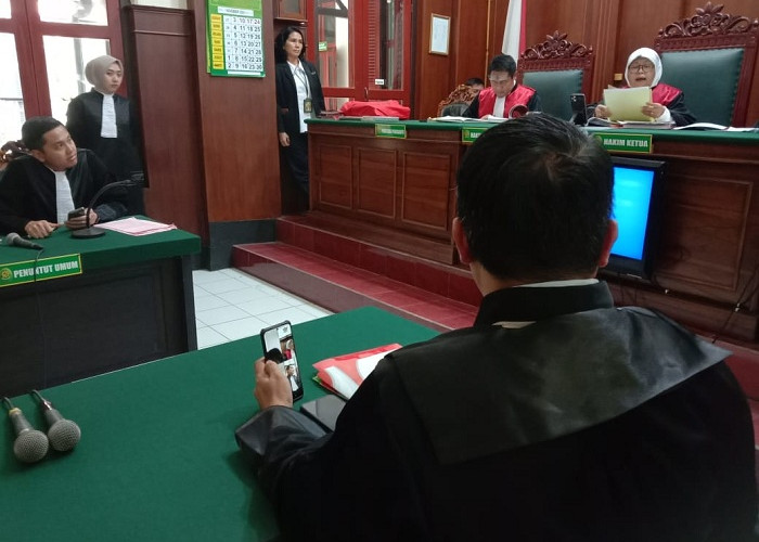 Diduga Gelapkan Dana Koperasi RS Adi Husada Rp 4,153 M, Kuasa Hukum Tuntut Terdakwa Dihadirkan