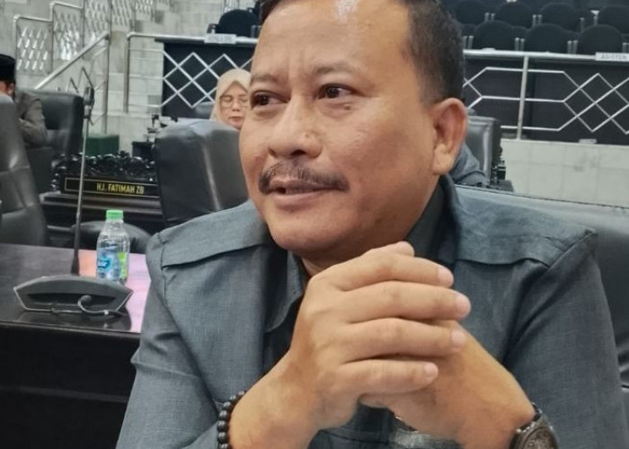 DPRD Jombang Bahas Dua Raperda Inisiatif Lindungi Guru, Penertiban Tak Boleh Asal Represif