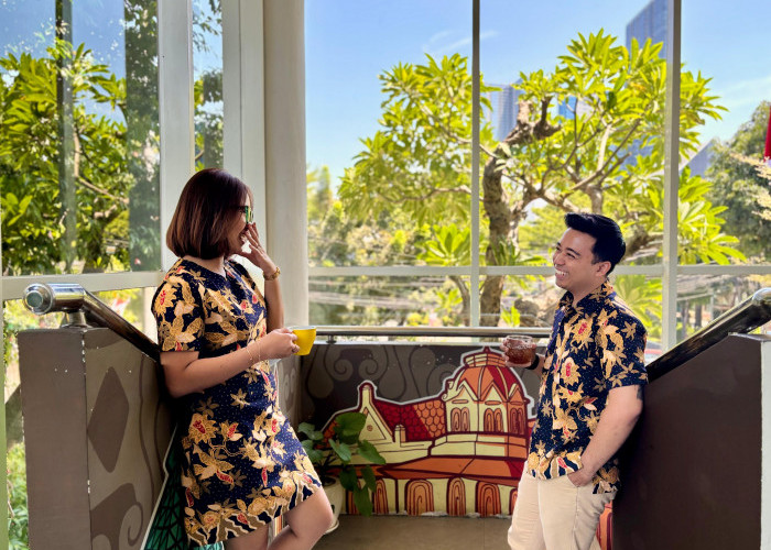 Angkat Kearifan Lokal, Kampi Hotel Tunjungan Gandeng UMKM Rilis Seragam Baru Khas Batik Surabaya