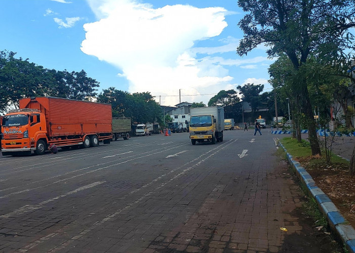 Uji KIR di Margomulyo: Antara Jalur Mandiri yang Gratis dan 'Jalur VIP' Biro Jasa Rp500 Ribu