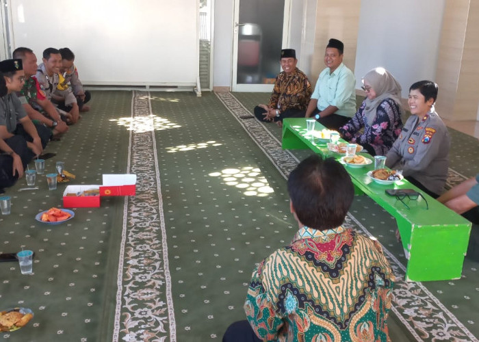 Wujudkan Kamtibmas Kondusif, Kapolsek Dukuh Pakis Silaturahmi ke PC Muhammadiyah